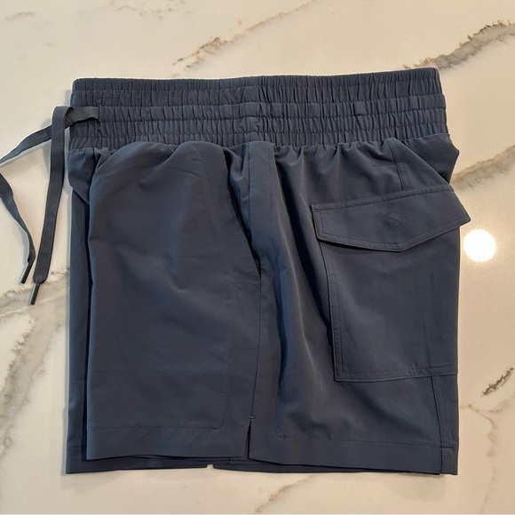 Spanx Out of Office Gray Shorts Size Women's M - Picture 7 of 7